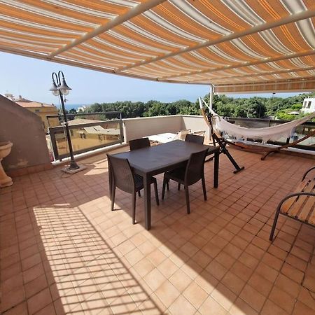 Terrazza A Nettuno E Chiesa Giubilare Santa Maria Goretti المظهر الخارجي الصورة