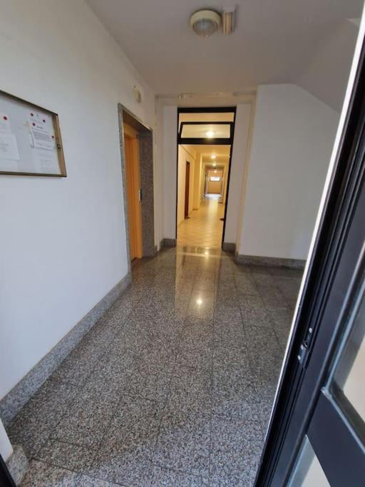 Terrazza A Nettuno E Chiesa Giubilare Santa Maria Goretti المظهر الخارجي الصورة