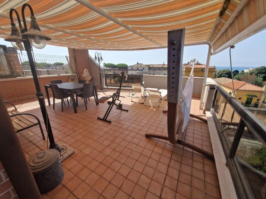 Terrazza A Nettuno E Chiesa Giubilare Santa Maria Goretti المظهر الخارجي الصورة